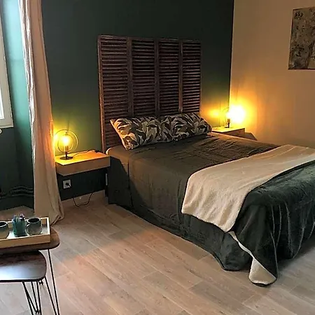Les Ormeaux Bed & Breakfast 3*